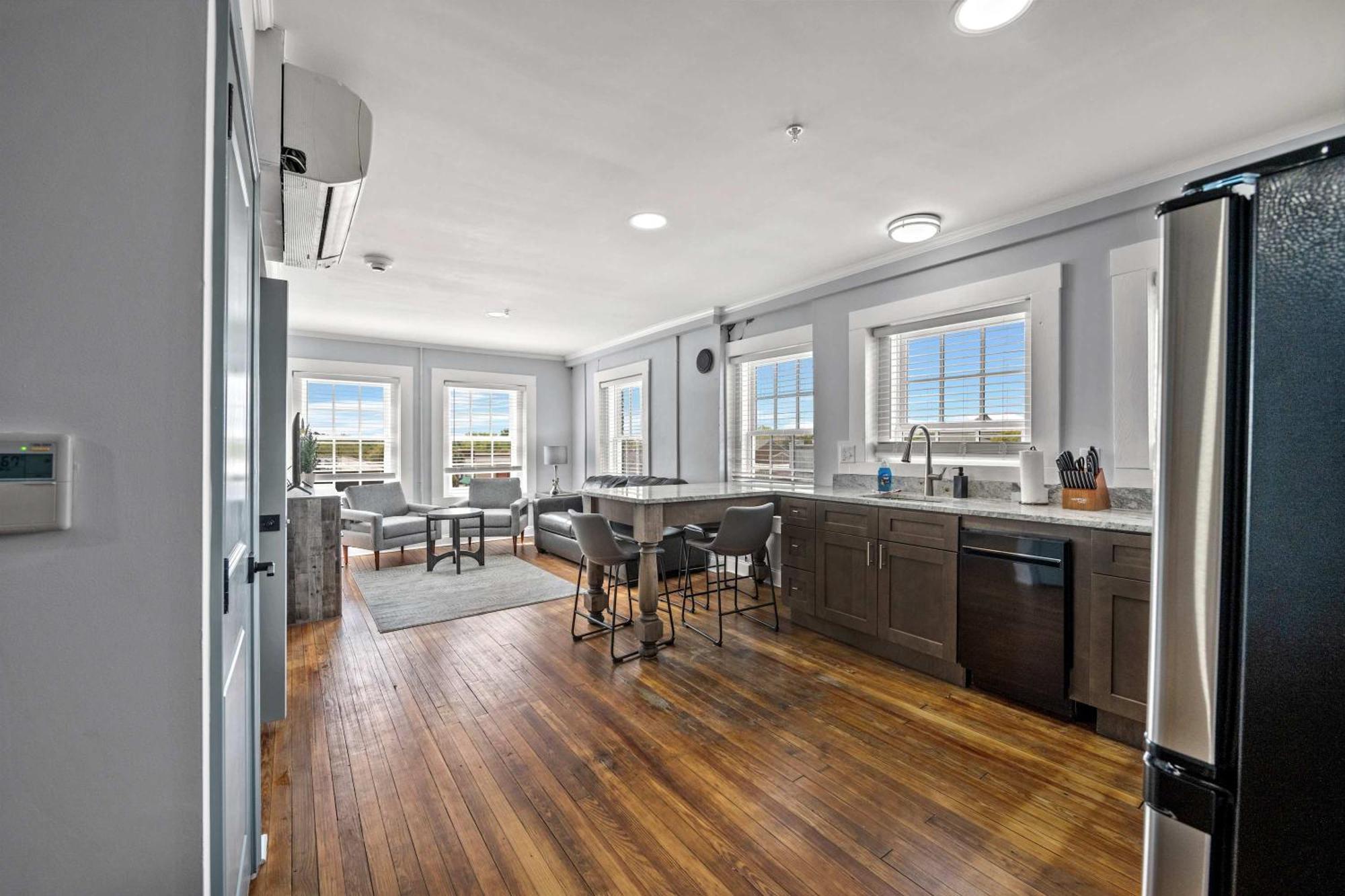 Discover Conway Trendy Downtown Loft Exterior photo